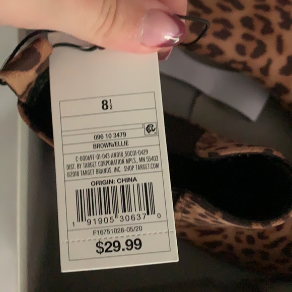 A New Day Cheetah Print Booties - Picture 3 of 4